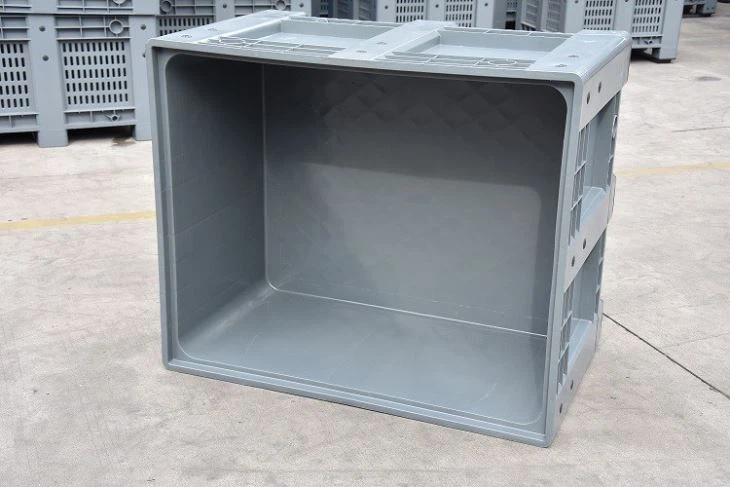 Solid Plastic Pallet Box