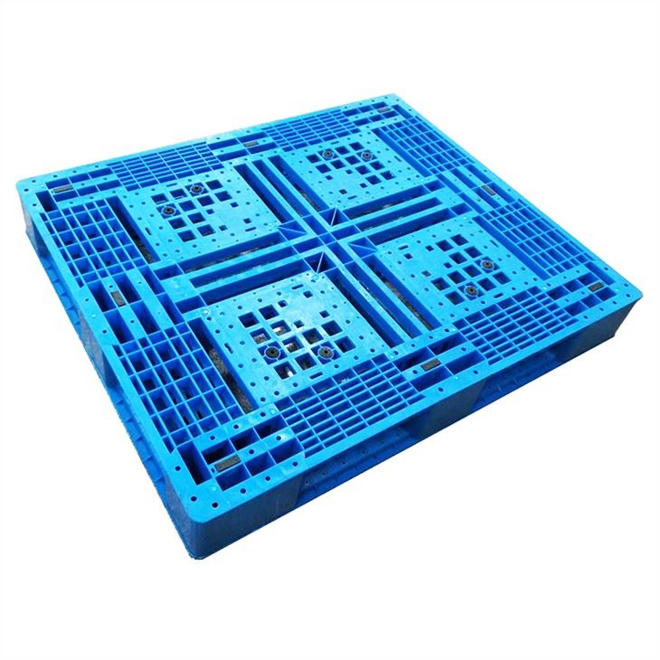 4-Way Stackable Pallets